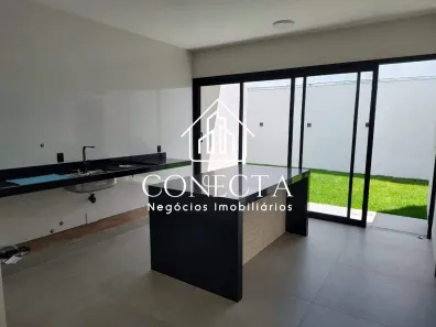 Casa de Condomínio com 3 Quartos à venda, 144m² no Jardim Holanda, Uberlândia