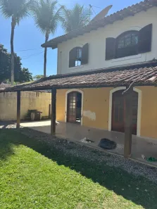 Casa com 4 Quartos para alugar, 450m² no Mirante da Lagoa, Macaé