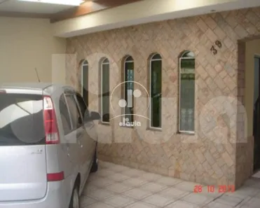 Sobrado com 4 Quartos à venda, 259m² no Vila Scarpelli, Santo André