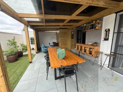 Apartamento com 3 Quartos à venda, 184m² no Santo Inácio, Curitiba
