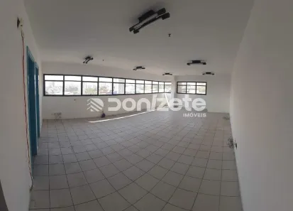 Sala Comercial para alugar, 83m² no Centro, Santo André