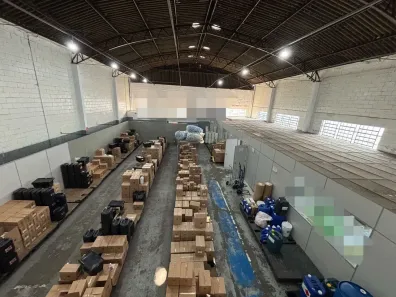 Galpão/Depósito/Armazém à venda, 705m² no Vila Taquari, São Paulo