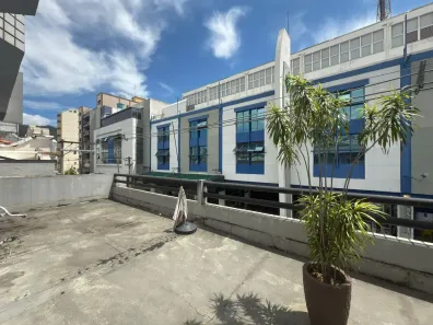 Imóvel Comercial com 3 Quartos para alugar, 300m² no Alto dos Passos, Juiz de Fora