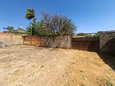 Fazenda/Sítio com 3 Quartos à venda, 800m² no , Brasília