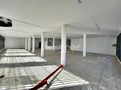 Ponto Comercial para alugar, 780m² no Navegantes, Porto Alegre