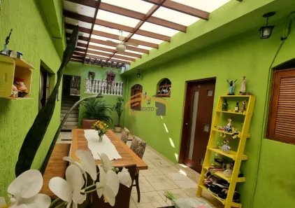 Casa com 4 Quartos à venda, 250m² no Bela Vista, Osasco