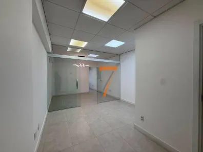 Sala Comercial para alugar, 37m² no Estreito, Florianópolis