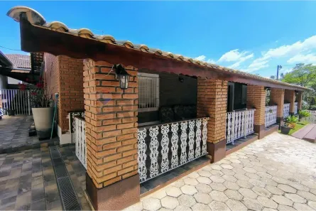 Fazenda/Sítio com 5 Quartos à venda, 455m² no Jardim Leonor, Itatiba