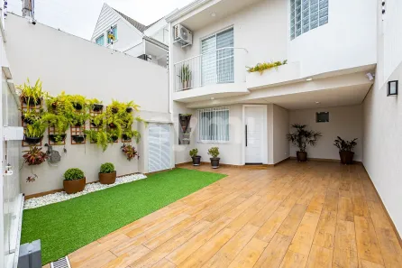 Sobrado com 3 Quartos à venda, 163m² no Vista Alegre, Curitiba