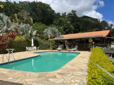 Casa de Condomínio com 4 Quartos para alugar, 7600m² no Itaipava, Petrópolis