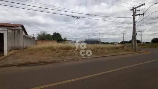 Lote/Terreno à venda, 757m² no Luizote de Freitas, Uberlândia
