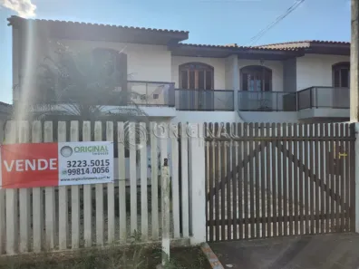 Sobrado com 4 Quartos à venda, 139m² no Costeira, Araucária