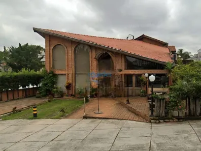 Casa com 1 Quarto para alugar, 550m² no Jardim Londrina, São Paulo