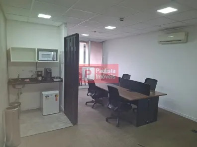 Sala Comercial para alugar, 42m² no Chácara Santo Antônio (Zona Sul), São Paulo