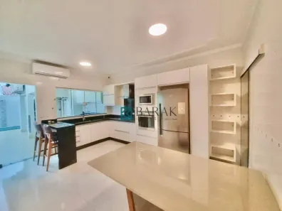 Casa com 3 Quartos à venda, 188m² no Conjunto Residencial Paulino Carlos Filho, Maringá
