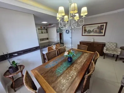 Apartamento com 3 Quartos à venda, 90m² no Centro, Florianópolis