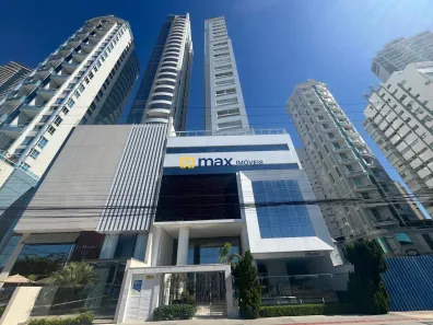 Apartamento com 3 Quartos para alugar, 141m² no Centro, Balneário Camboriú