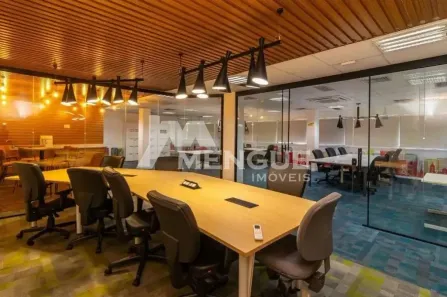 Prédio Comercial para alugar, 689m² no Petrópolis, Porto Alegre