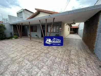 Imóvel Comercial com 3 Quartos à venda, 240m² no Vila Galvão, Guarulhos