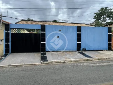 Casa com 2 Quartos à venda, 200m² no Jardim Universitário, Cuiabá