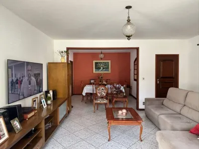 Casa de Condomínio com 4 Quartos à venda, 210m² no Vila Valqueire, Rio de Janeiro