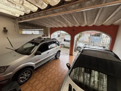 Casa com 3 Quartos à venda, 177m² no Monte Castelo, São José dos Campos
