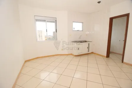 Apartamento com 2 Quartos para alugar, 46m² no Centro, Pelotas
