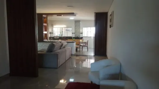 Sobrado com 3 Quartos à venda, 320m² no Jardim Sant'Anna do Pedregulho, Jacareí