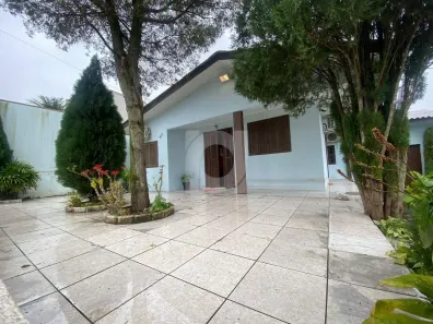 Casa com 3 Quartos para alugar, 125m² no Parque Neto, Portão