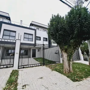 Sobrado com 3 Quartos à venda, 136m² no Cajuru, Curitiba