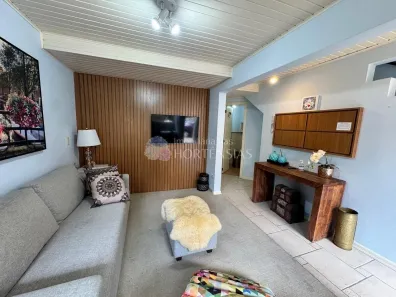Casa de Condomínio com 2 Quartos à venda, 75m² no Planalto, Gramado