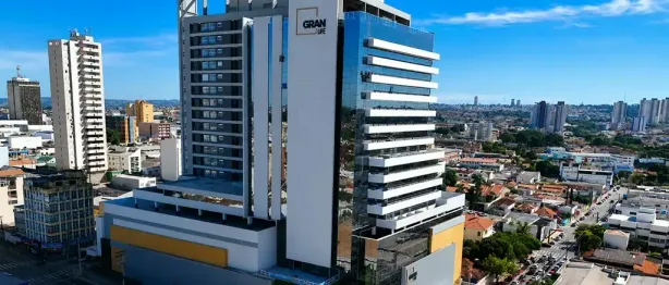 Apartamento com 2 Quartos para alugar, 70m² no Centro, Anápolis