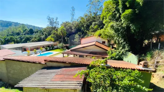 Fazenda/Sítio com 3 Quartos à venda, 650m² no Rio Acima, Mairiporã