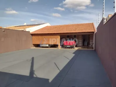 Casa com 3 Quartos para alugar, 140m² no Residencial Cambuy, Araraquara