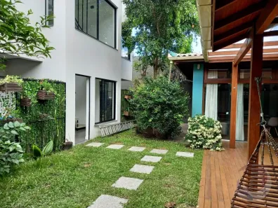 Casa com 5 Quartos à venda, 442m² no Rio Tavares, Florianópolis