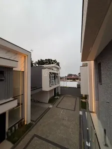 Sobrado com 3 Quartos à venda, 132m² no Tarumã, Curitiba