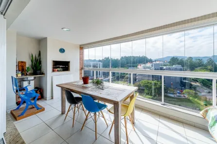 Apartamento com 3 Quartos à venda, 162m² no Jardim do Salso, Porto Alegre