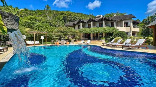 Casa com 6 Quartos à venda, 1000m² no Ratones, Florianópolis