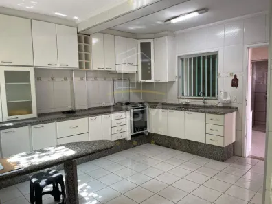 Sobrado com 4 Quartos à venda, 200m² no Demarchi, São Bernardo do Campo