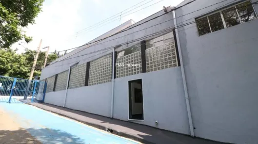 Prédio Comercial com 6 Quartos à venda, 371m² no Jardim Marajoara, São Paulo