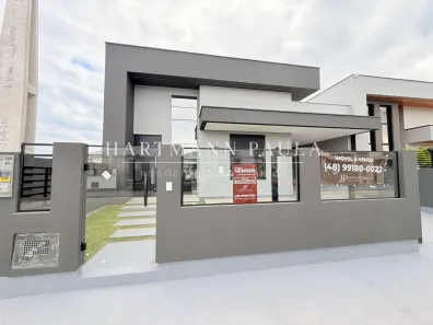 Casa com 3 Quartos à venda, 110m² no Forquilhas, São José