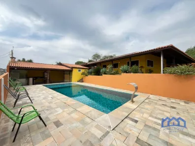 Fazenda/Sítio com 4 Quartos à venda, 1000m² no , Mairinque