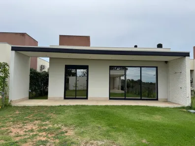 Casa com 3 Quartos à venda, 180m² no , Chapada dos Guimarães