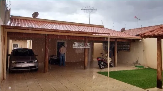 Casa com 3 Quartos à venda, 193m² no Beija-Flor II, Uberaba
