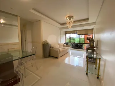 Apartamento com 3 Quartos à venda, 72m² no Chácara das Pedras, Porto Alegre