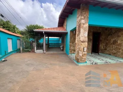 Casa com 3 Quartos à venda, 306m² no Jardim Alice, Jaguariúna