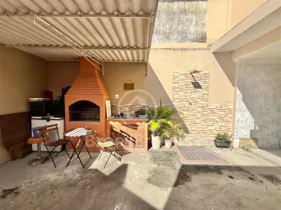 Casa com 3 Quartos à venda, 393m² no Tauá, Rio de Janeiro