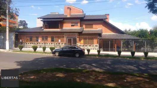 Casa com 3 Quartos à venda, 330m² no Jardim Itu, Porto Alegre