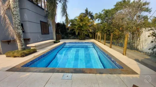 Casa com 3 Quartos à venda, 240m² no Morro das Pedras, Florianópolis