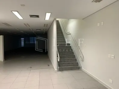 Prédio Comercial para alugar, 557m² no República, São Paulo